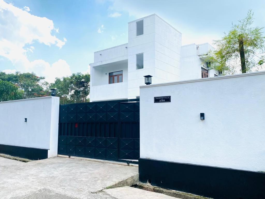 Twinstop Villa Minuwangoda Esterno foto